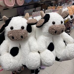 Adorable Cow Plush Slippers